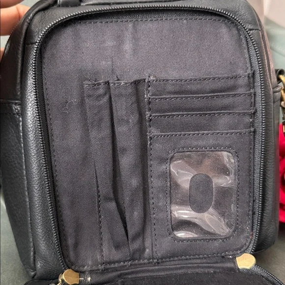 Fossil Black Satchel/Crossbody Bag ๐๐๐๐๐บ - Picture 8 of 13